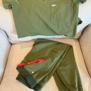 Figs Olive Green Scrub Top and Pants Set